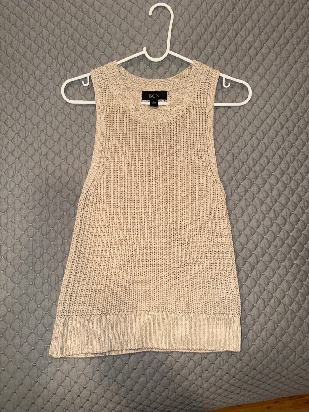 BCX Cream Knit Ribbed Hem Sleeveless Tank